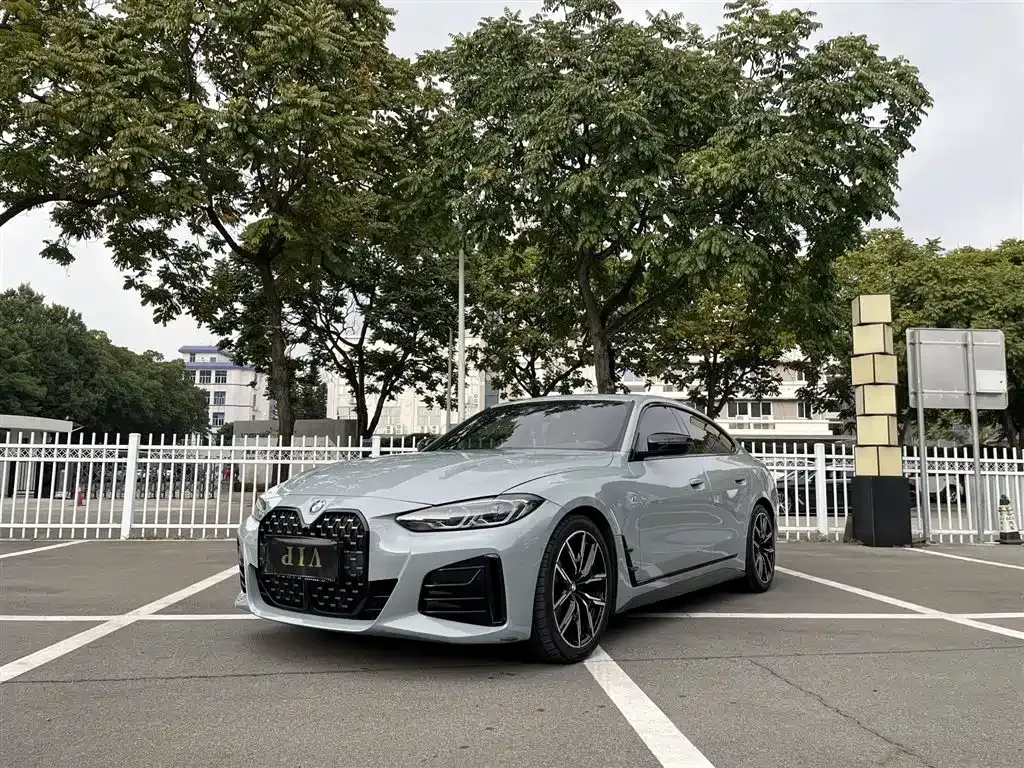 BMW 4 Series — фото 1