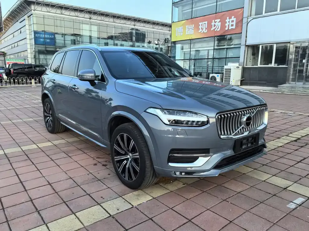 Volvo XC90 — фото 3