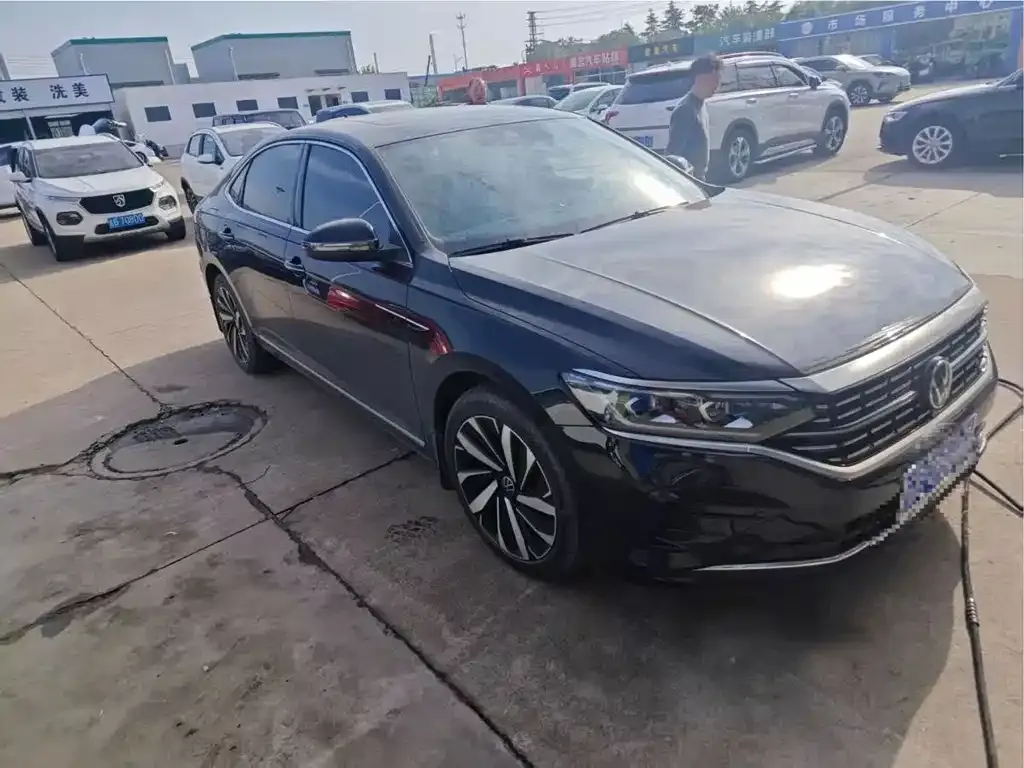 Volkswagen Passat — фото 7
