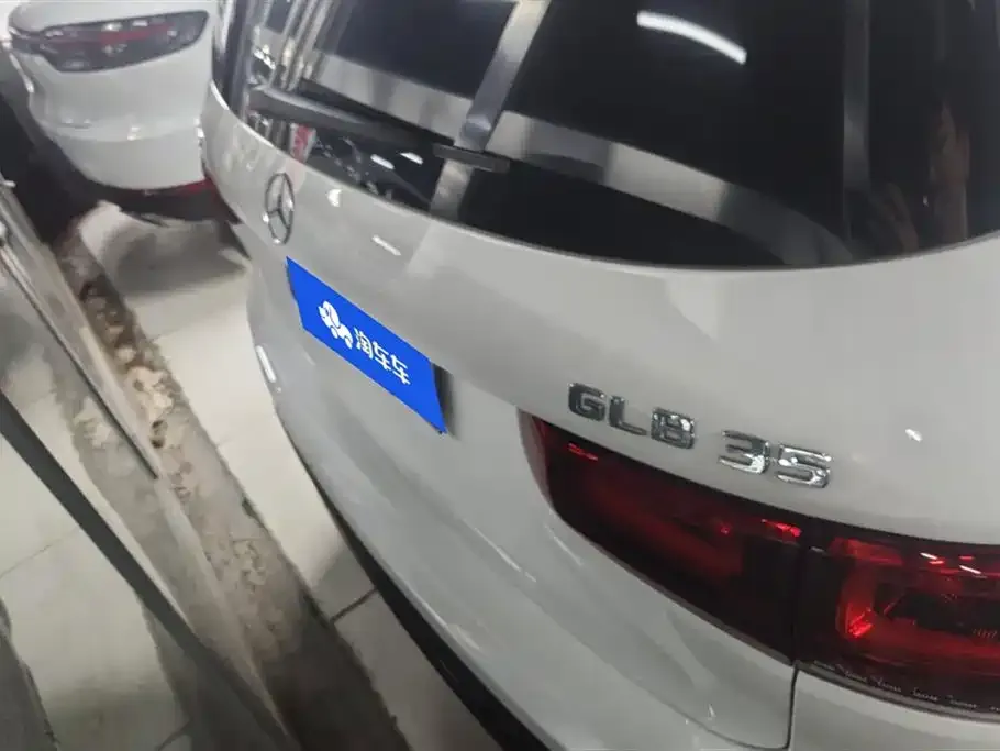 Mercedes-Benz GLB AMG — фото 4