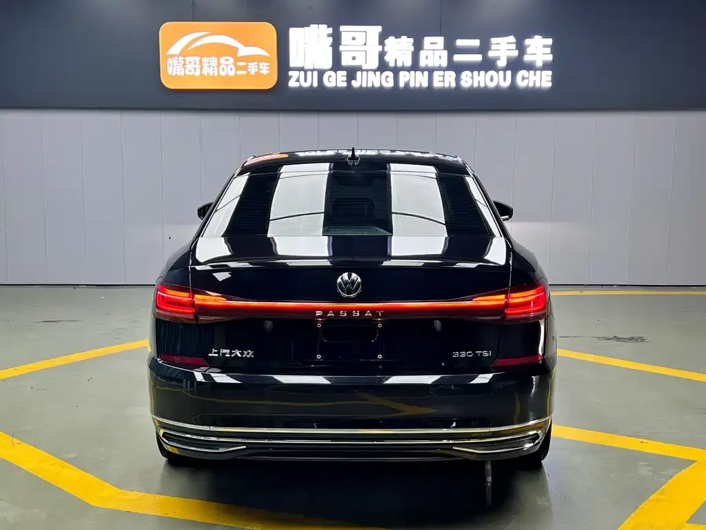 Volkswagen Passat — фото 8