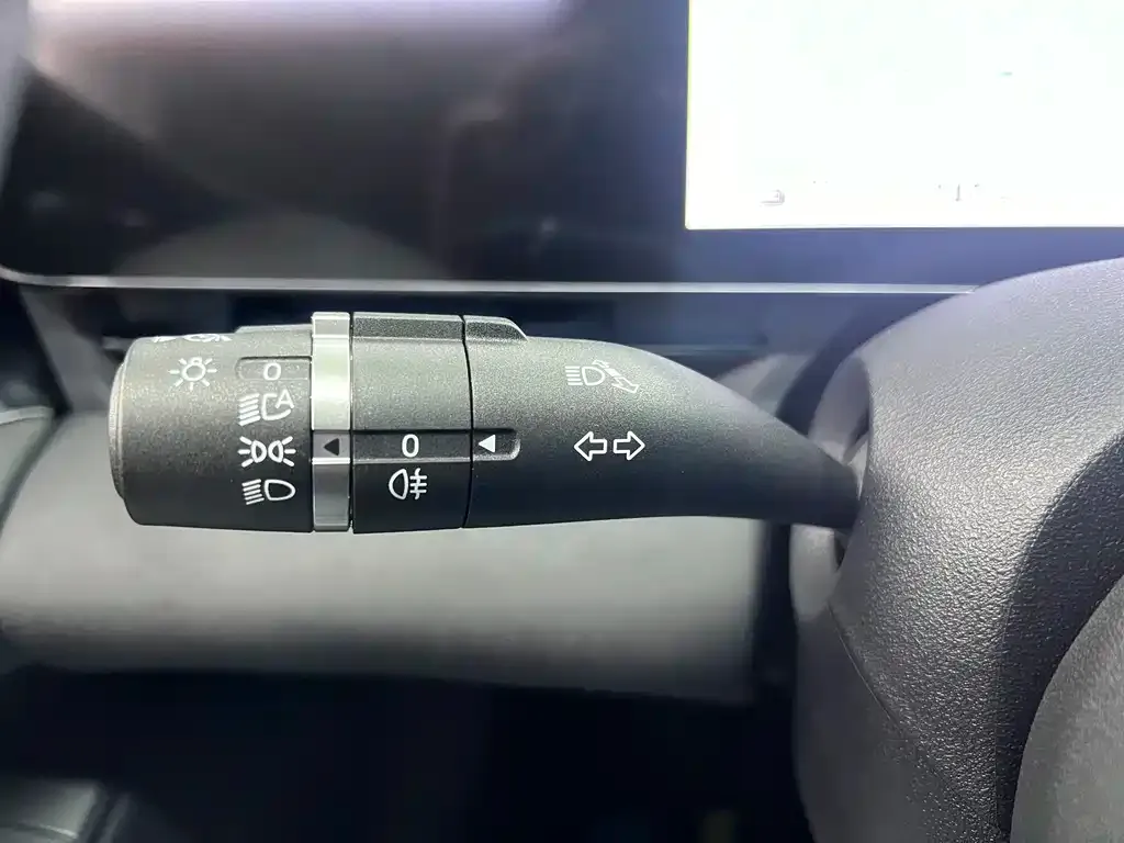BYD Seal — фото 10