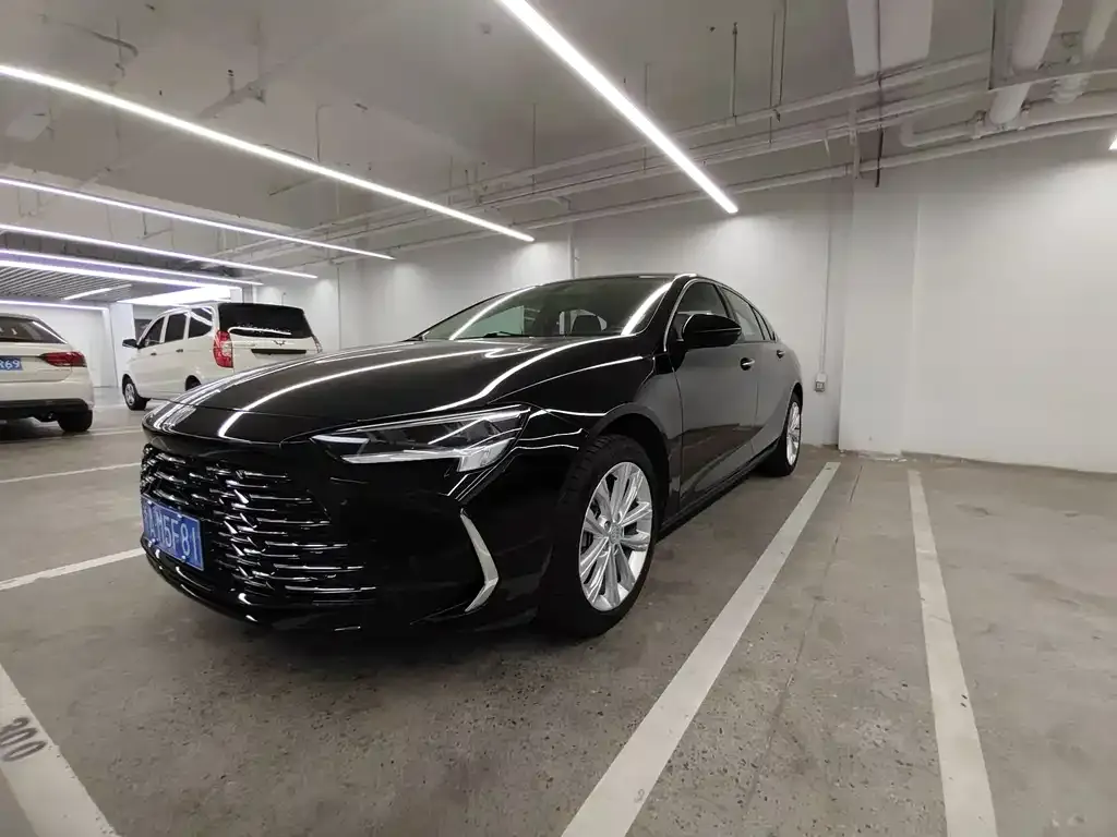 Buick Regal — фото 1