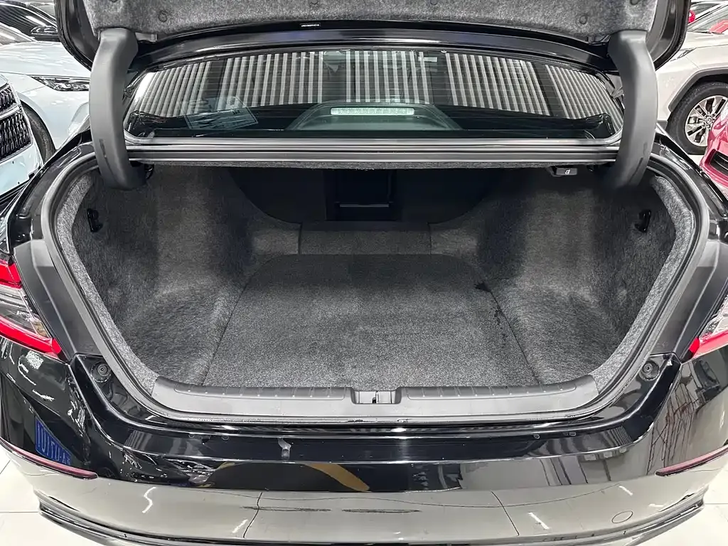 Honda Accord — фото 9