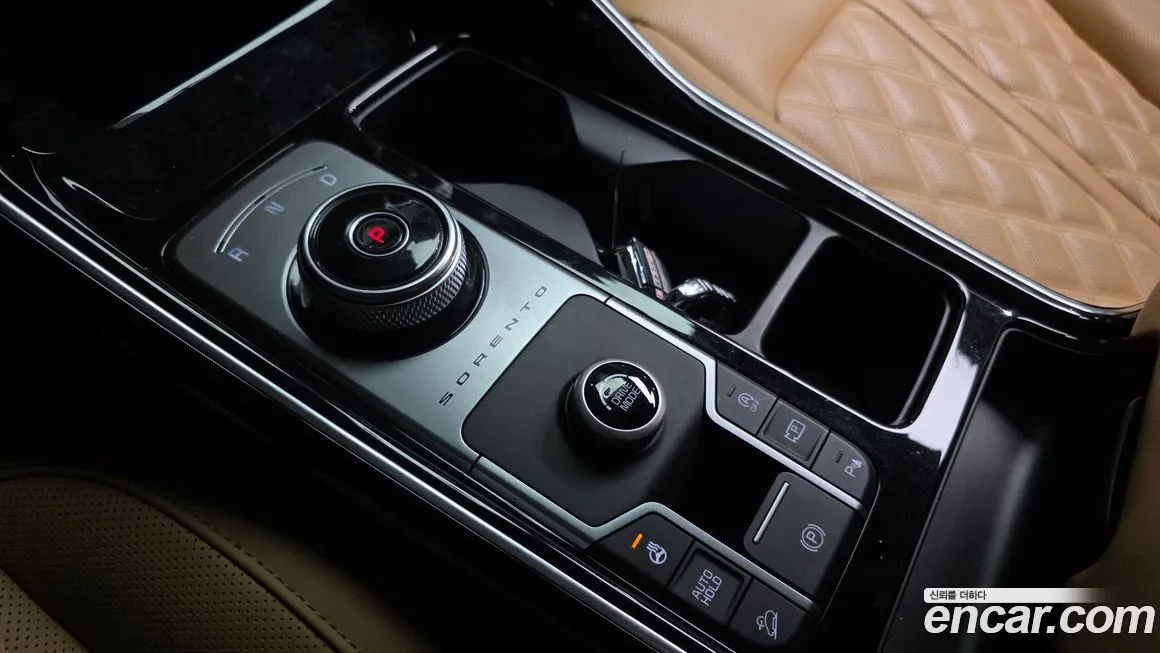 Kia Sorento — фото 9