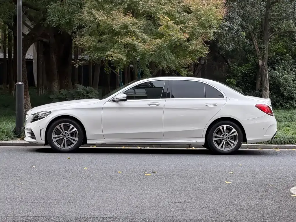 Mercedes-Benz C-Class — фото 4