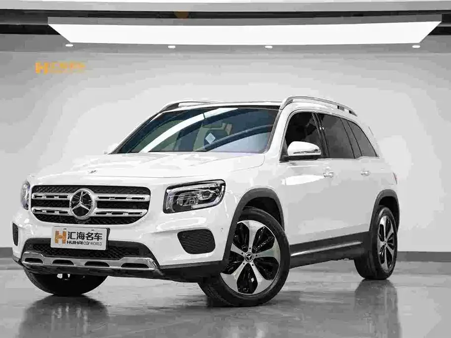 Mercedes-Benz GLB — фото 1