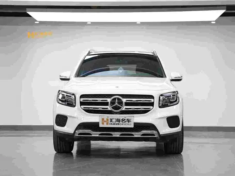 Mercedes-Benz GLB — фото 2