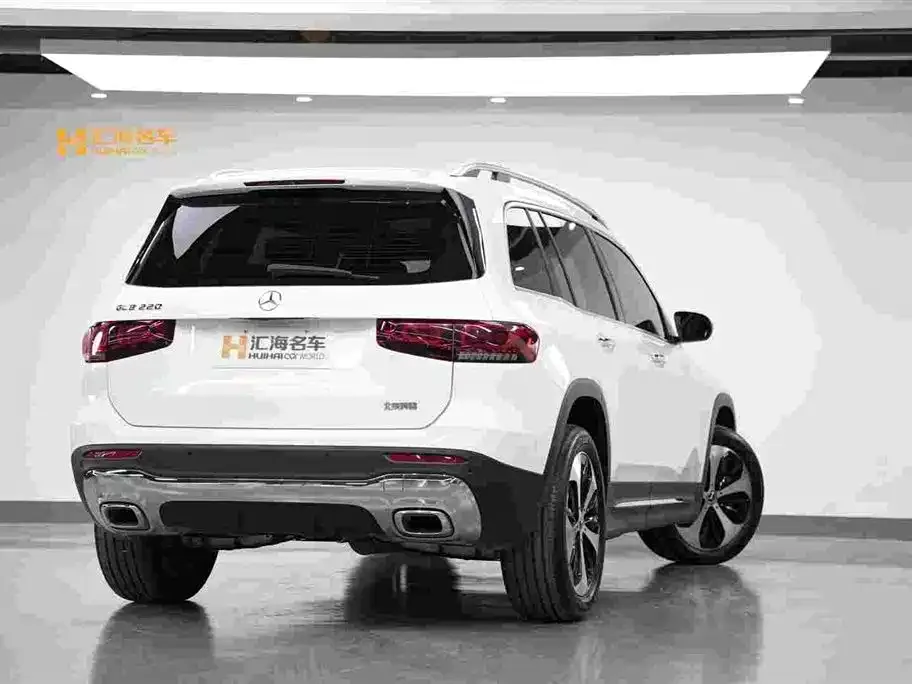 Mercedes-Benz GLB — фото 3