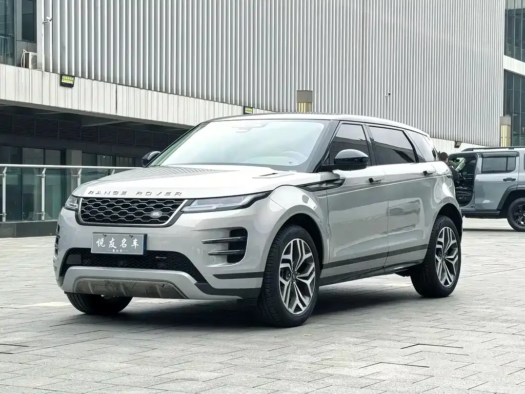 Land Rover Evoque — фото 1