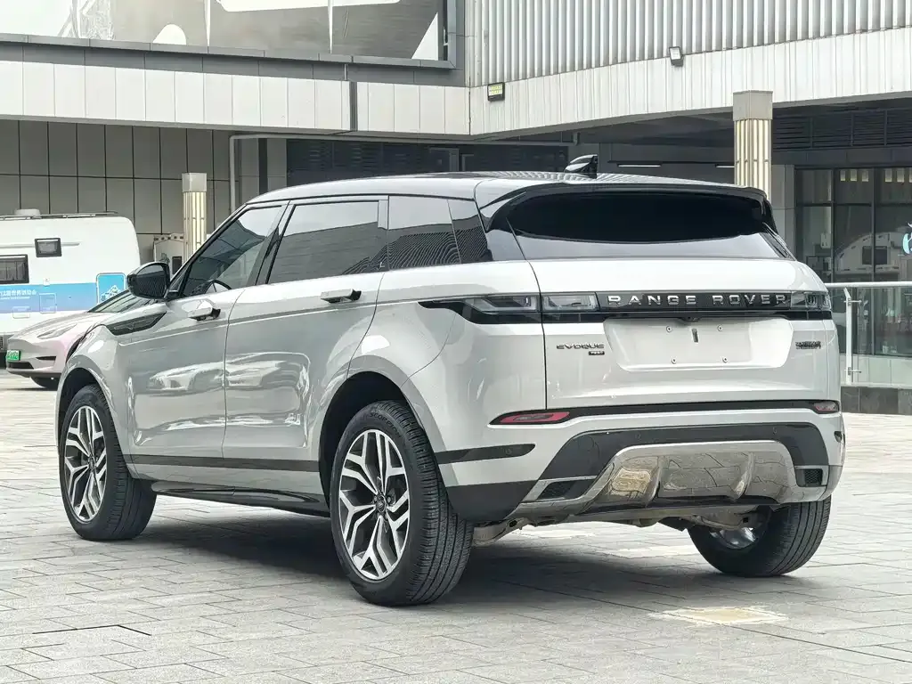 Land Rover Evoque — фото 7