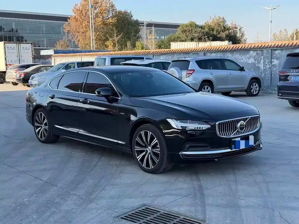 Volvo S90 — фото 3