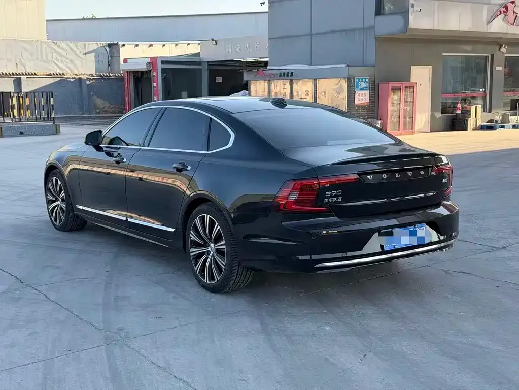 Volvo S90 — фото 6