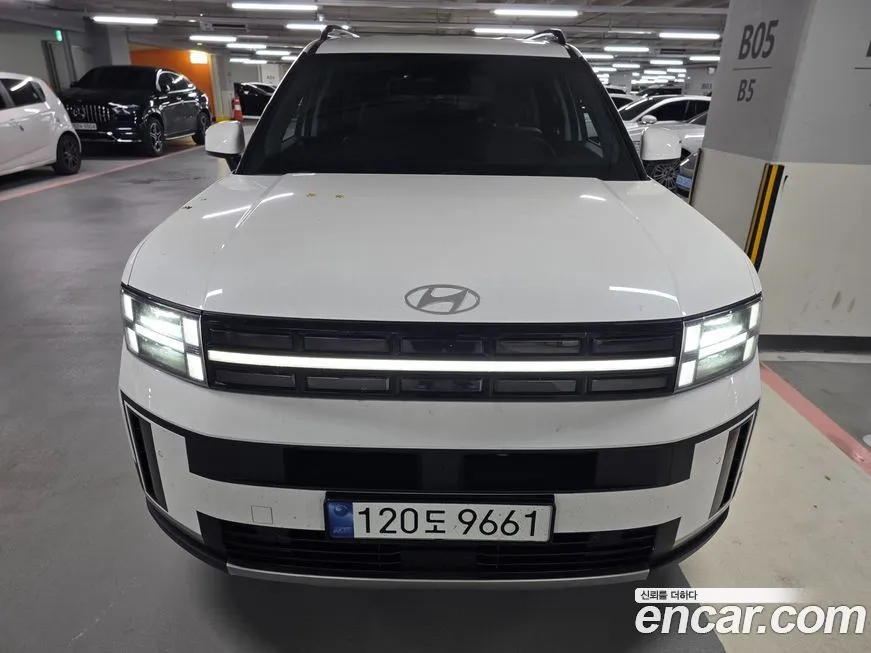 Hyundai Santafe — фото 1