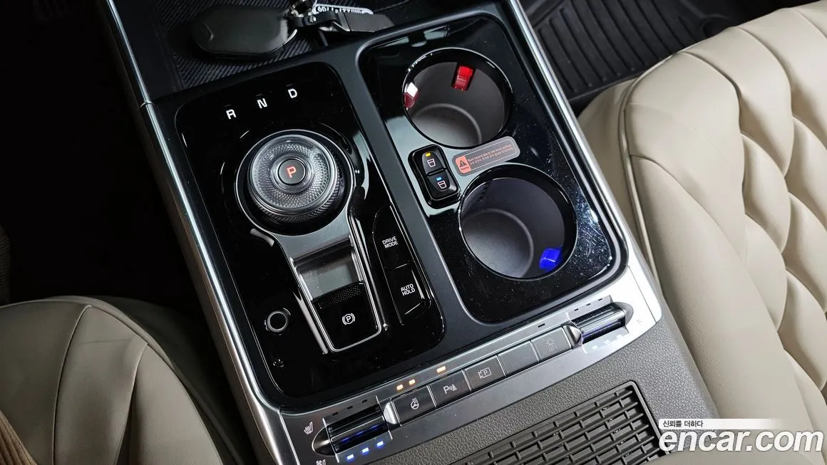 Kia Carnival — фото 9