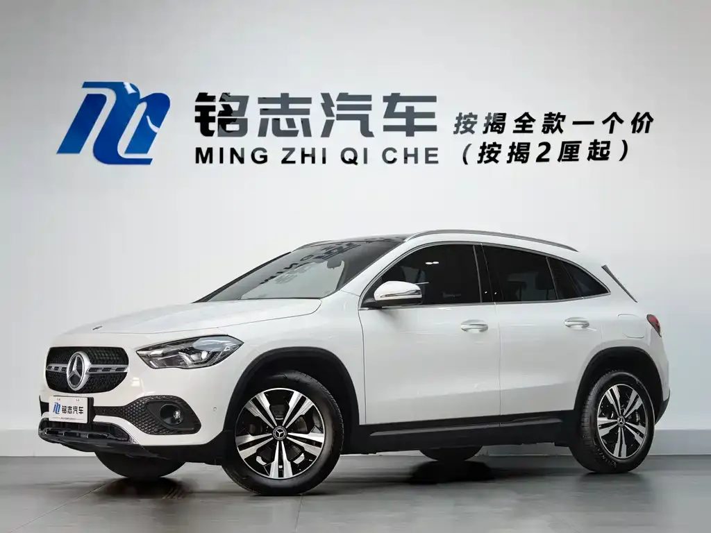 Mercedes-Benz GLA — фото 1