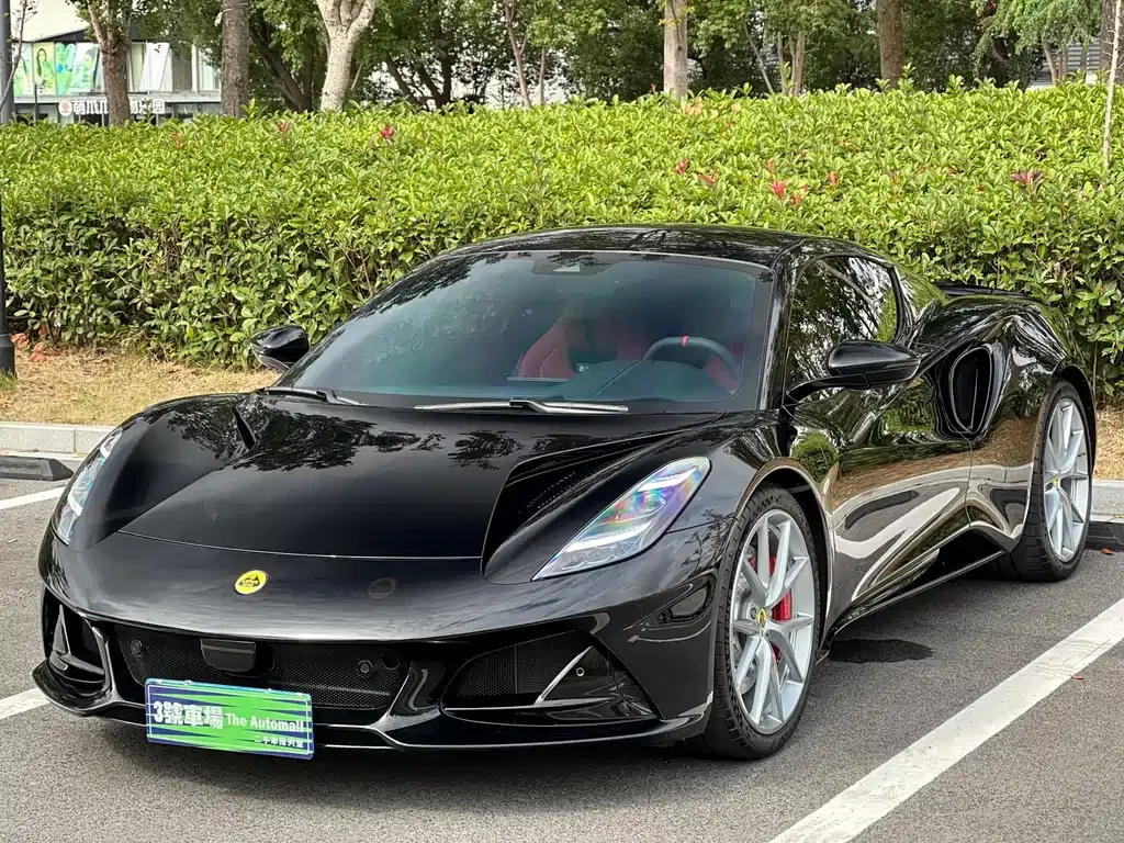 Lotus Emira — фото 1