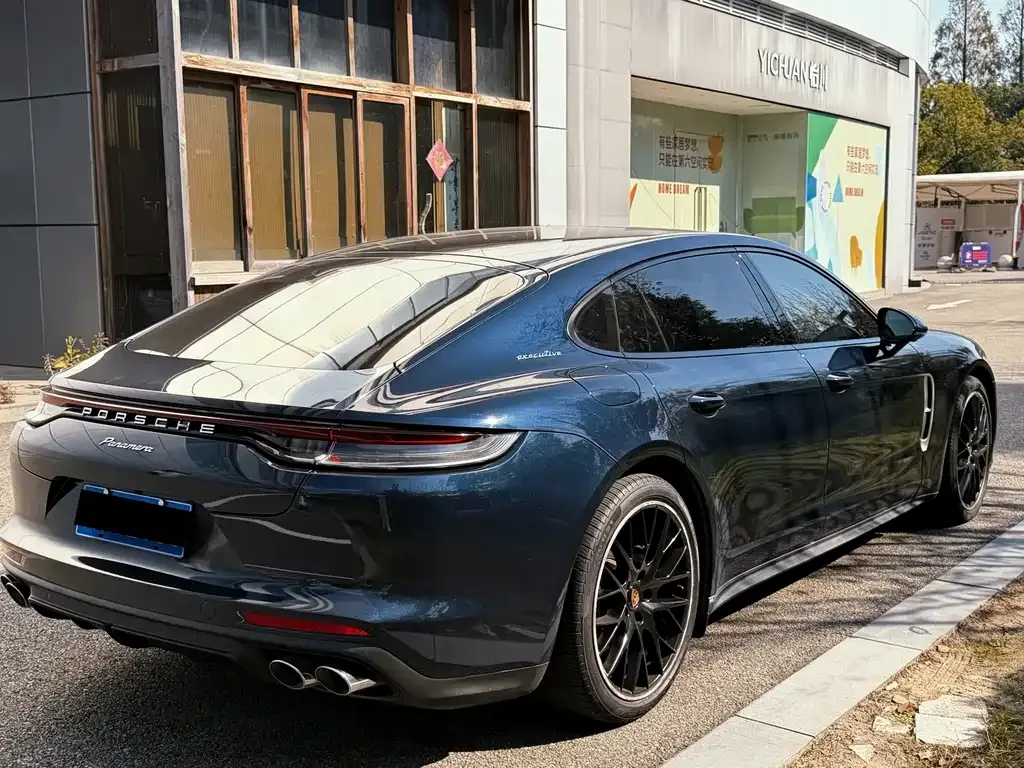 Porsche Panamera — фото 4