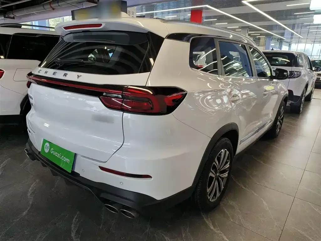 Chery Tiggo 8 — фото 7