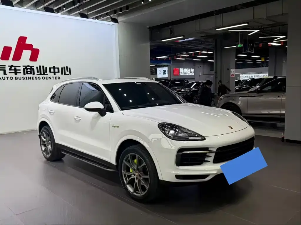 Porsche Cayenne Hybrid — фото 3