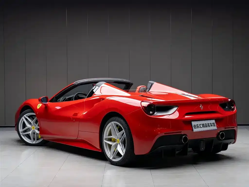 Ferrari 488 — фото 5