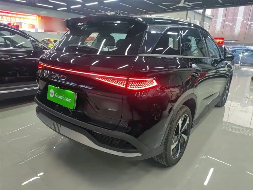 BYD Seal 05 DM-i — фото 7
