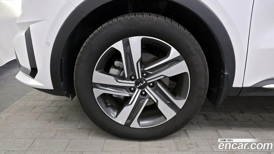 Kia Sorento — фото 5