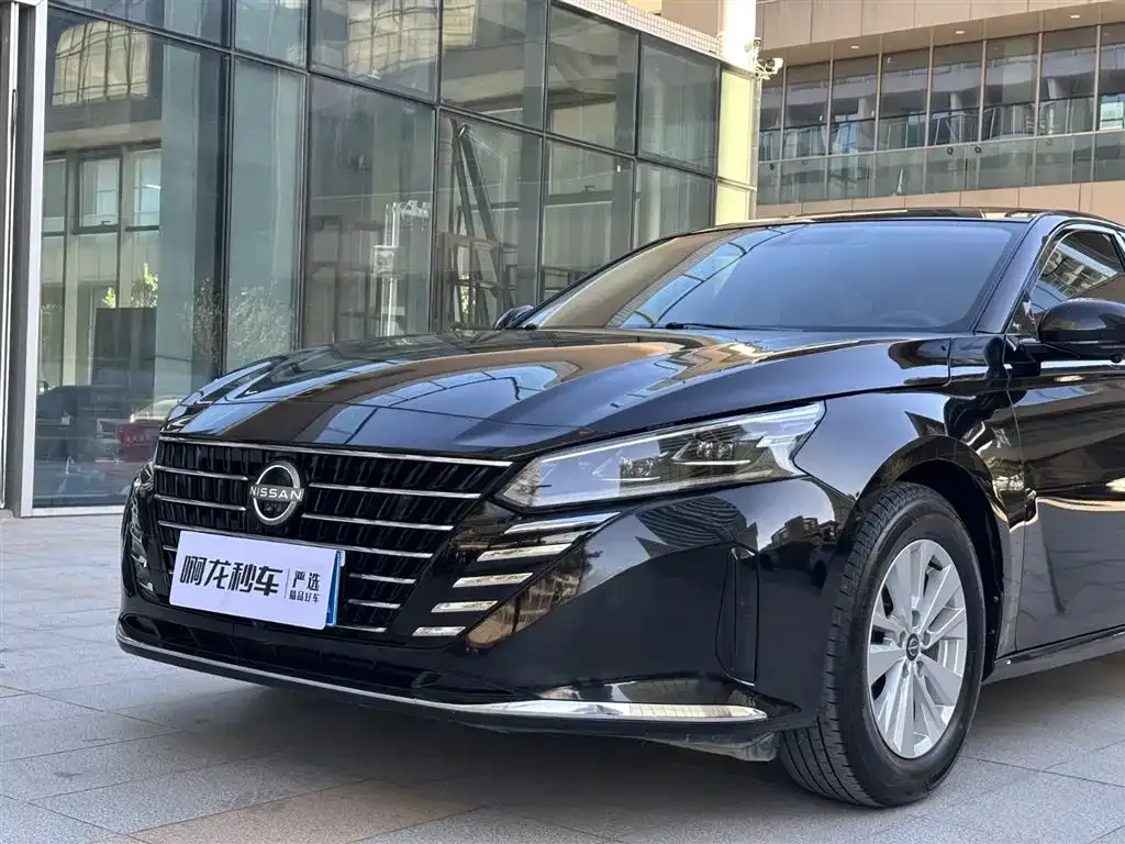 Nissan Teana — фото 2