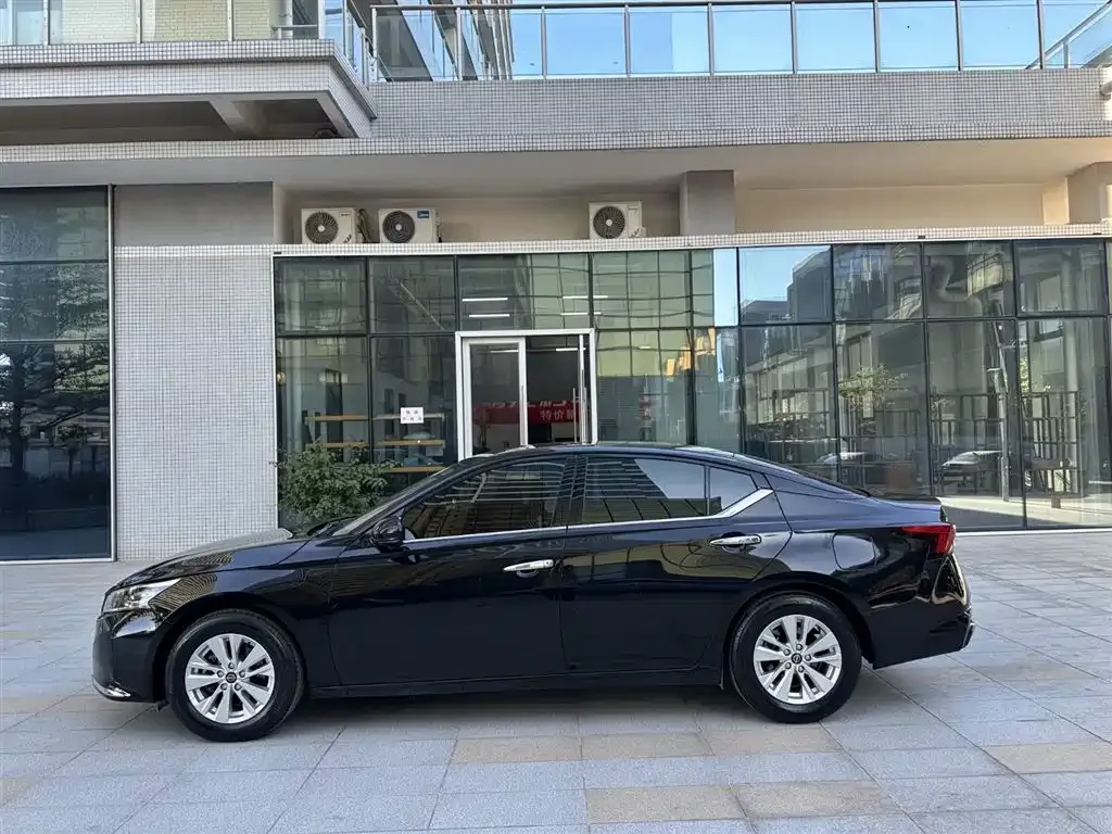 Nissan Teana — фото 5