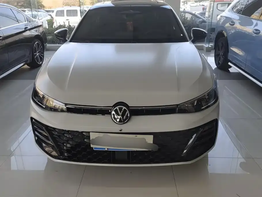 Volkswagen Passat — фото 2