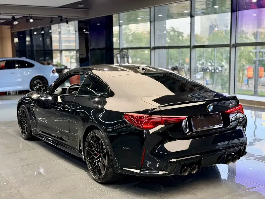 BMW M4 — фото 5