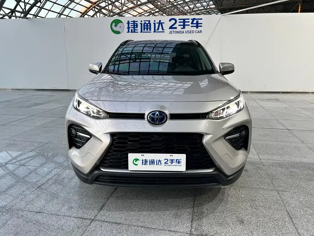 Toyota Wildlander — фото 2