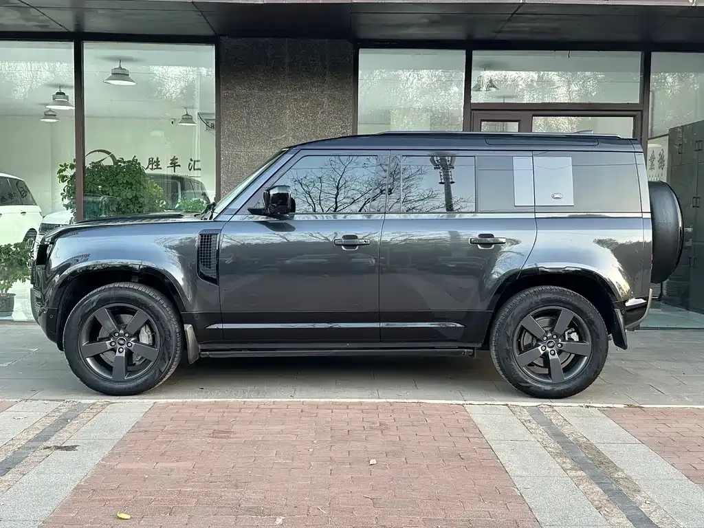 Land Rover Defender — фото 5