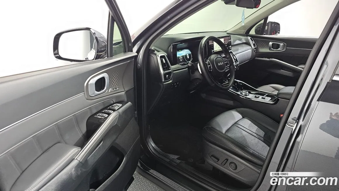 Kia Sorento — фото 10