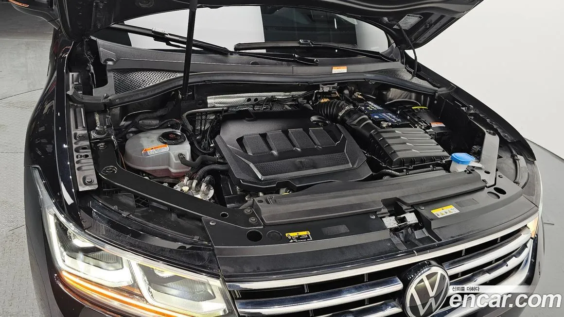 Volkswagen Tiguan — фото 6