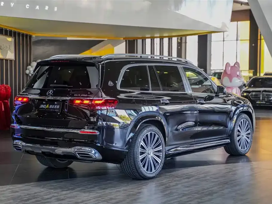 Mercedes-Benz GLS — фото 4