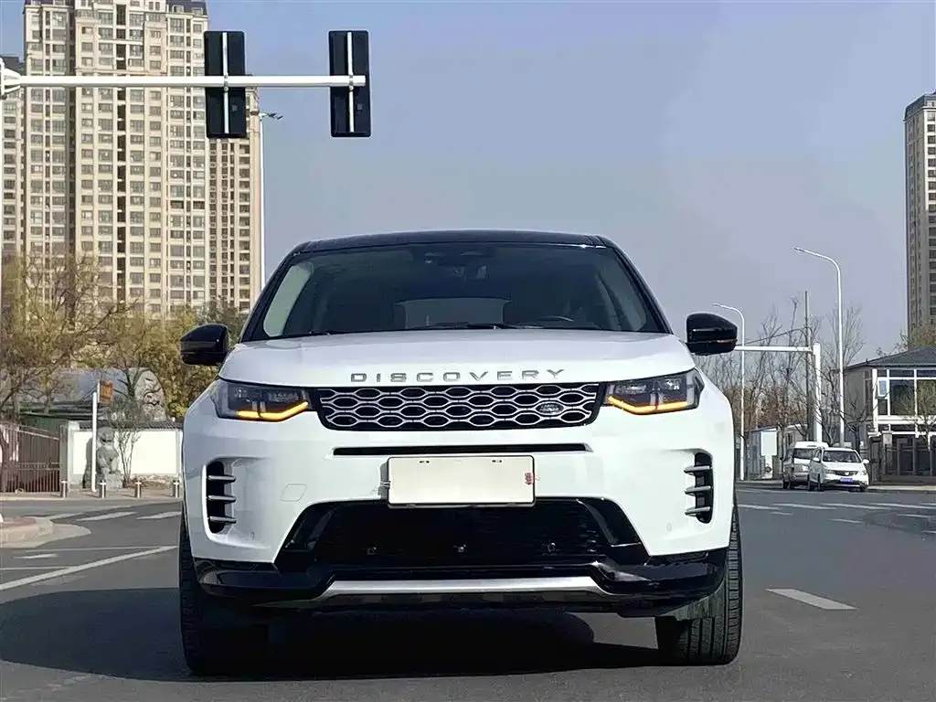 Land Rover Discovery Sport — фото 2