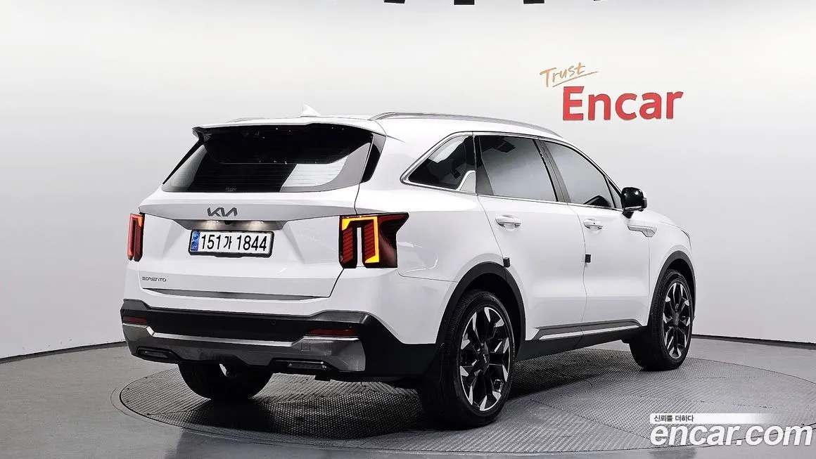 Kia Sorento — фото 2