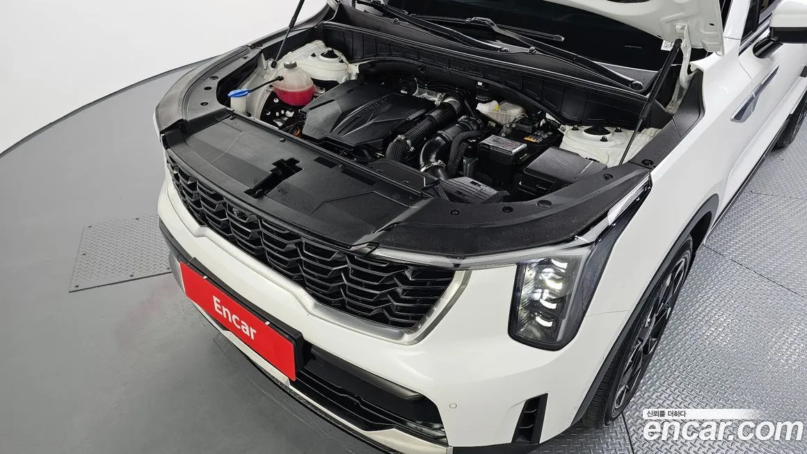Kia Sorento — фото 6