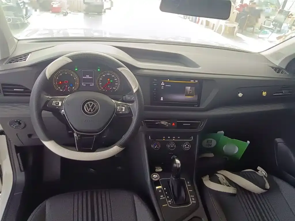 Volkswagen Tharu — фото 10