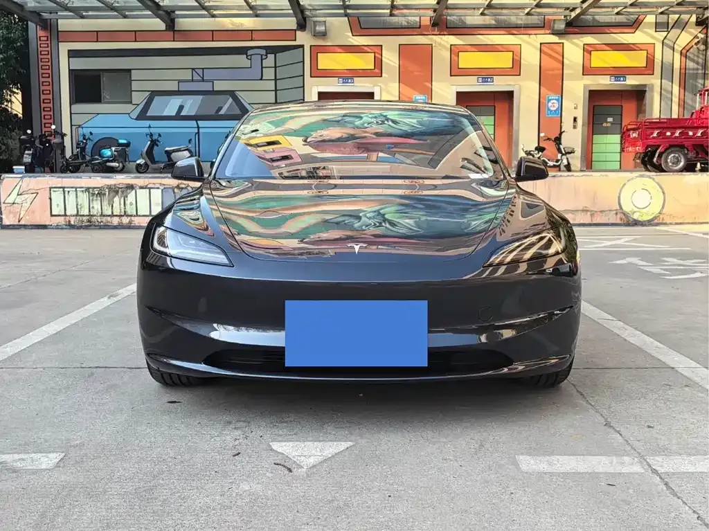 Tesla Model 3 — фото 2