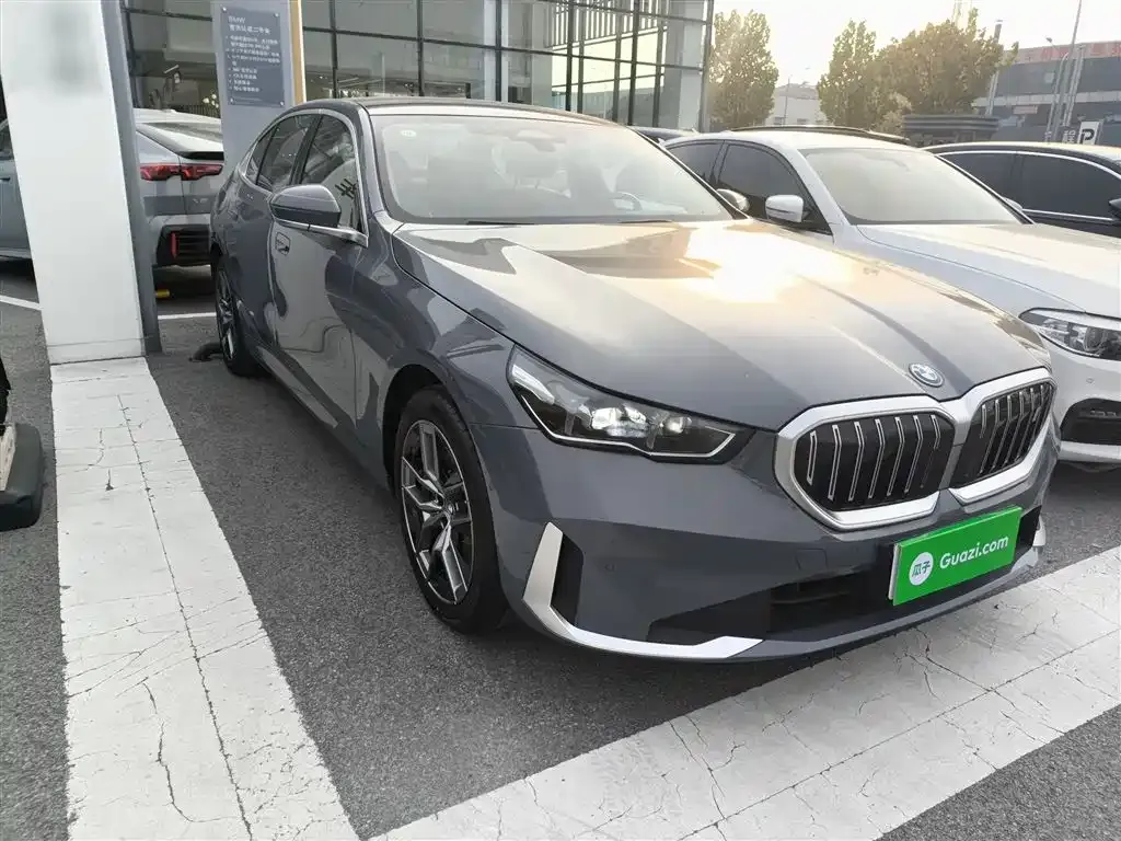 BMW i5 — фото 4