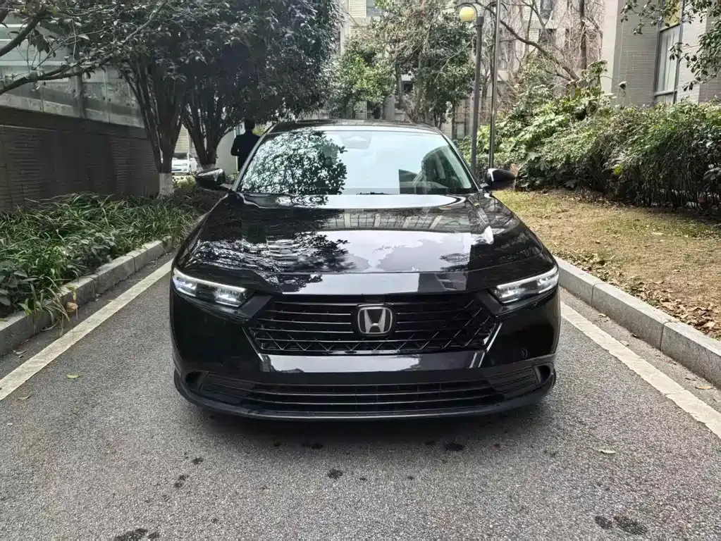Honda Accord — фото 2