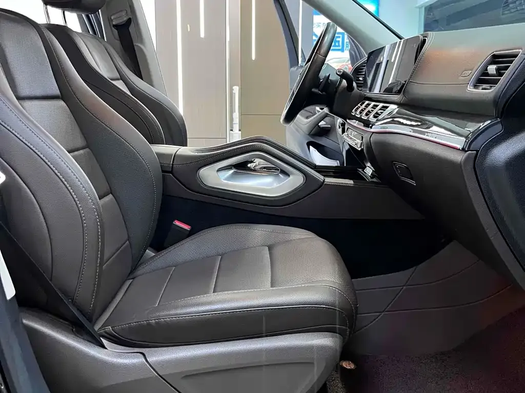Mercedes-Benz GLE — фото 9