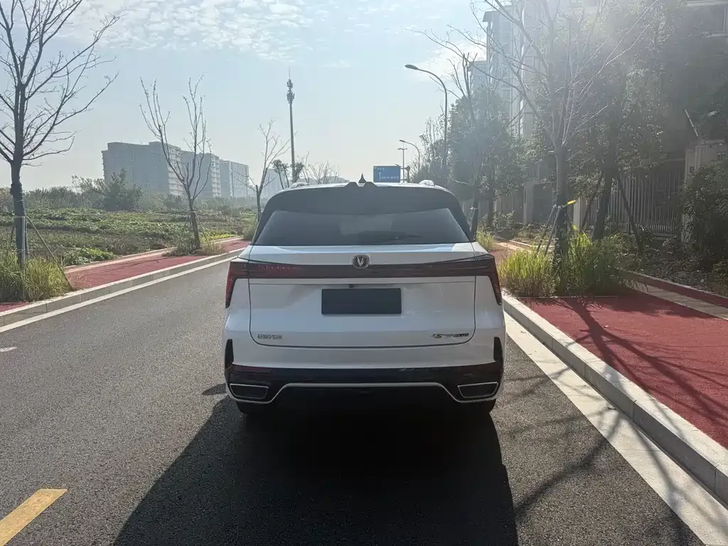 Changan CS75PLUS — фото 6