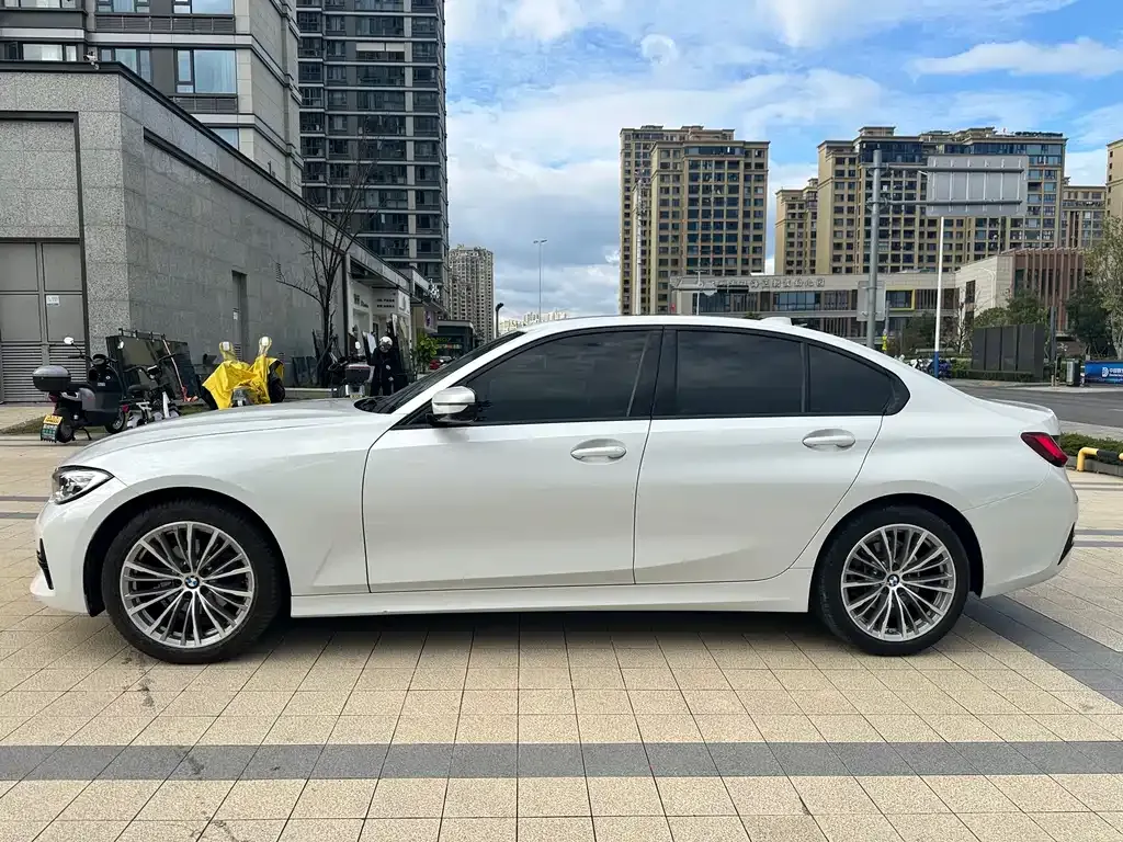 BMW 3 Series — фото 10