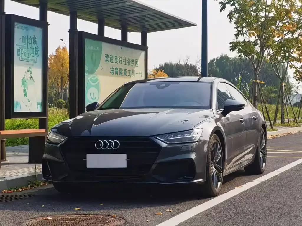 Audi A7 — фото 1