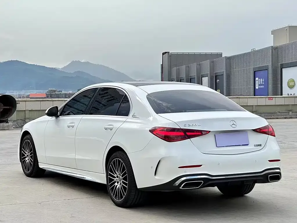 Mercedes-Benz C-Class — фото 10
