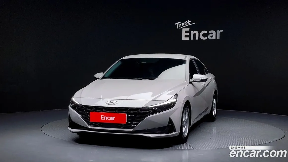 Hyundai AVANTE — фото 3