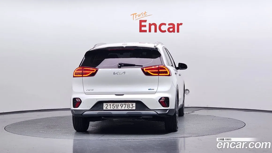 Kia Niro — фото 4